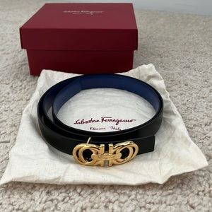 WOMEN’S REVERSIBLE FERRAGAMO BELT
